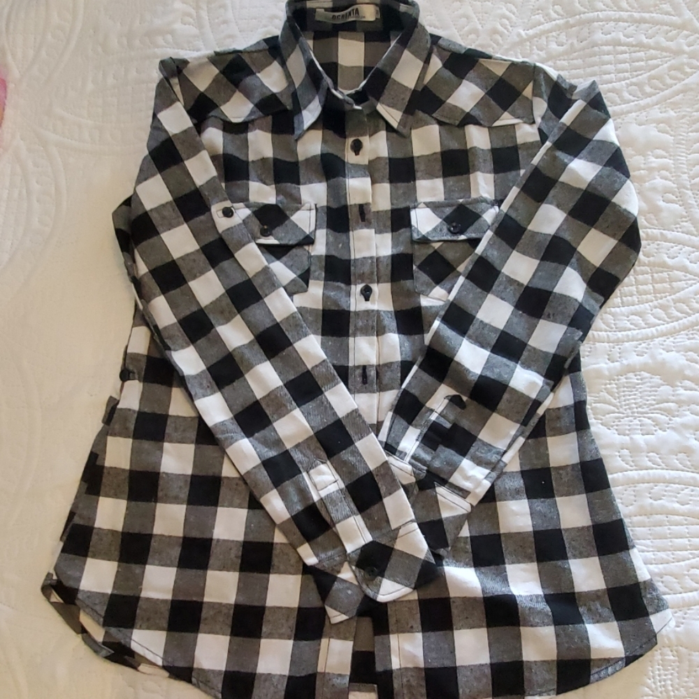Ochenta black & white checked flannel shirt size M